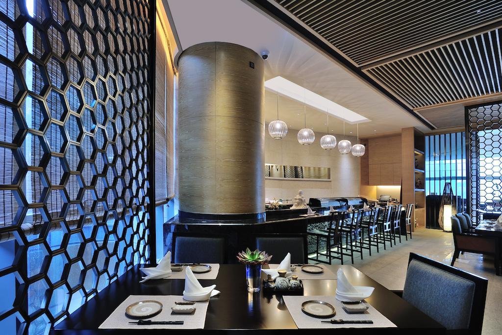 Dongguan Kande International Hotel-During The Canton Fair, Guests Can Enjoy Free Shuttle Buses To The Canton Fair Exhibition Hall Exterior foto