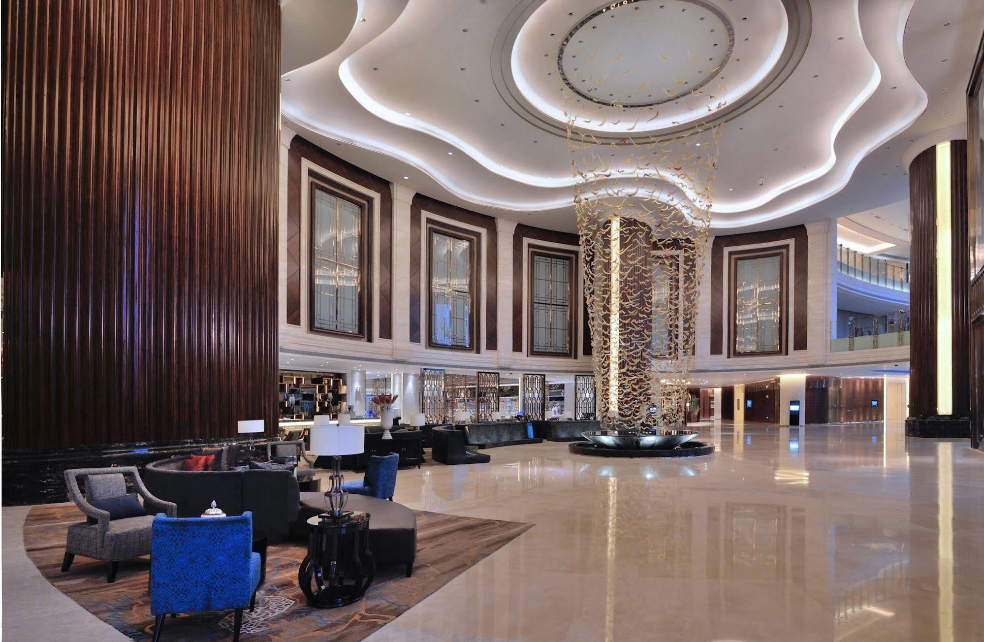 Dongguan Kande International Hotel-During The Canton Fair, Guests Can Enjoy Free Shuttle Buses To The Canton Fair Exhibition Hall Exterior foto
