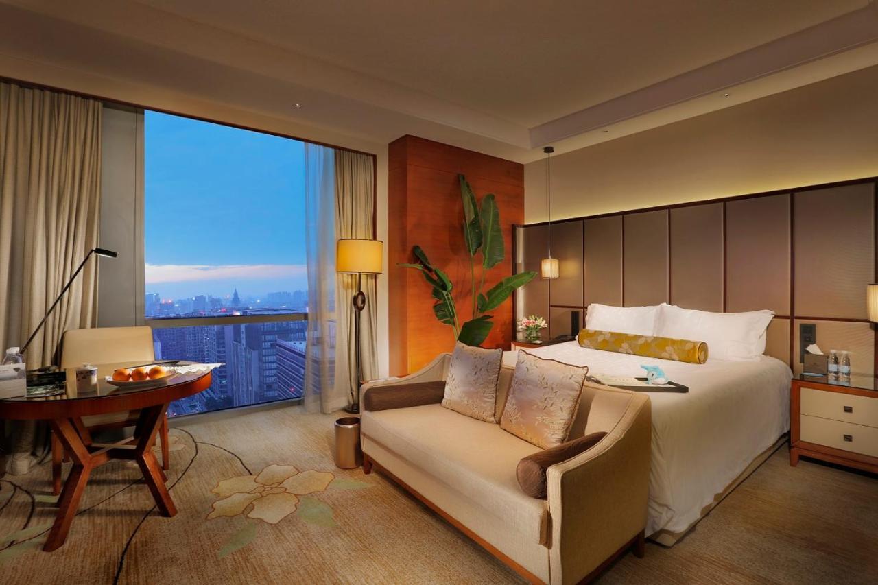 Dongguan Kande International Hotel-During The Canton Fair, Guests Can Enjoy Free Shuttle Buses To The Canton Fair Exhibition Hall Exterior foto