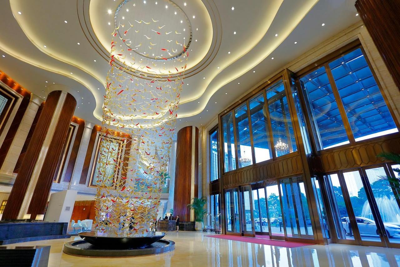 Dongguan Kande International Hotel-During The Canton Fair, Guests Can Enjoy Free Shuttle Buses To The Canton Fair Exhibition Hall Exterior foto